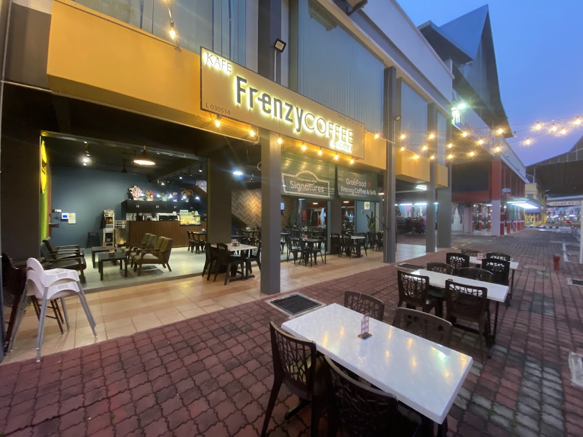 Frenzy Coffee & Grill Mitc