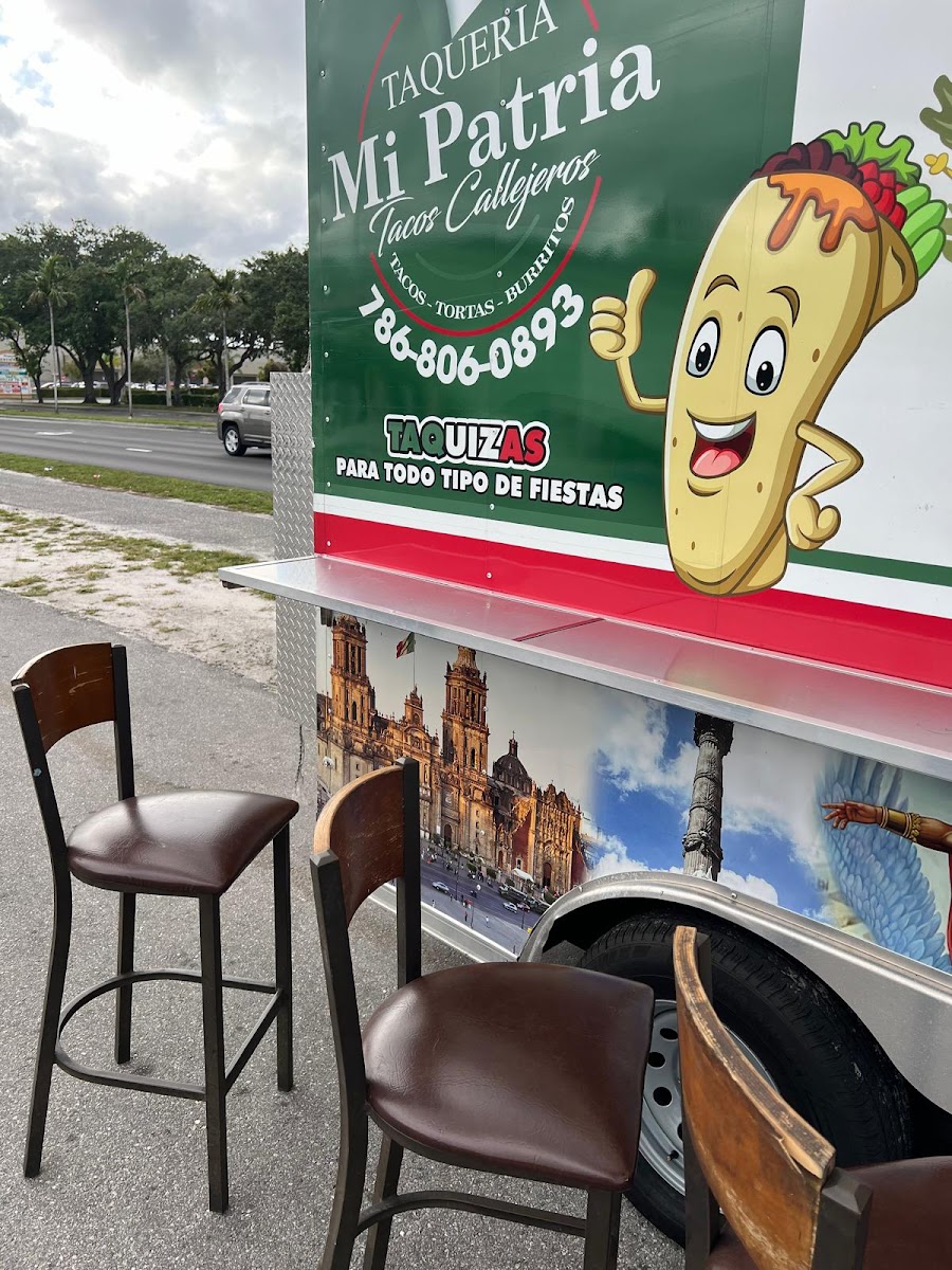 Taqueria Mi Patria tacos callejeros