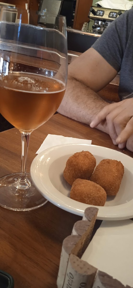 Gallery 9