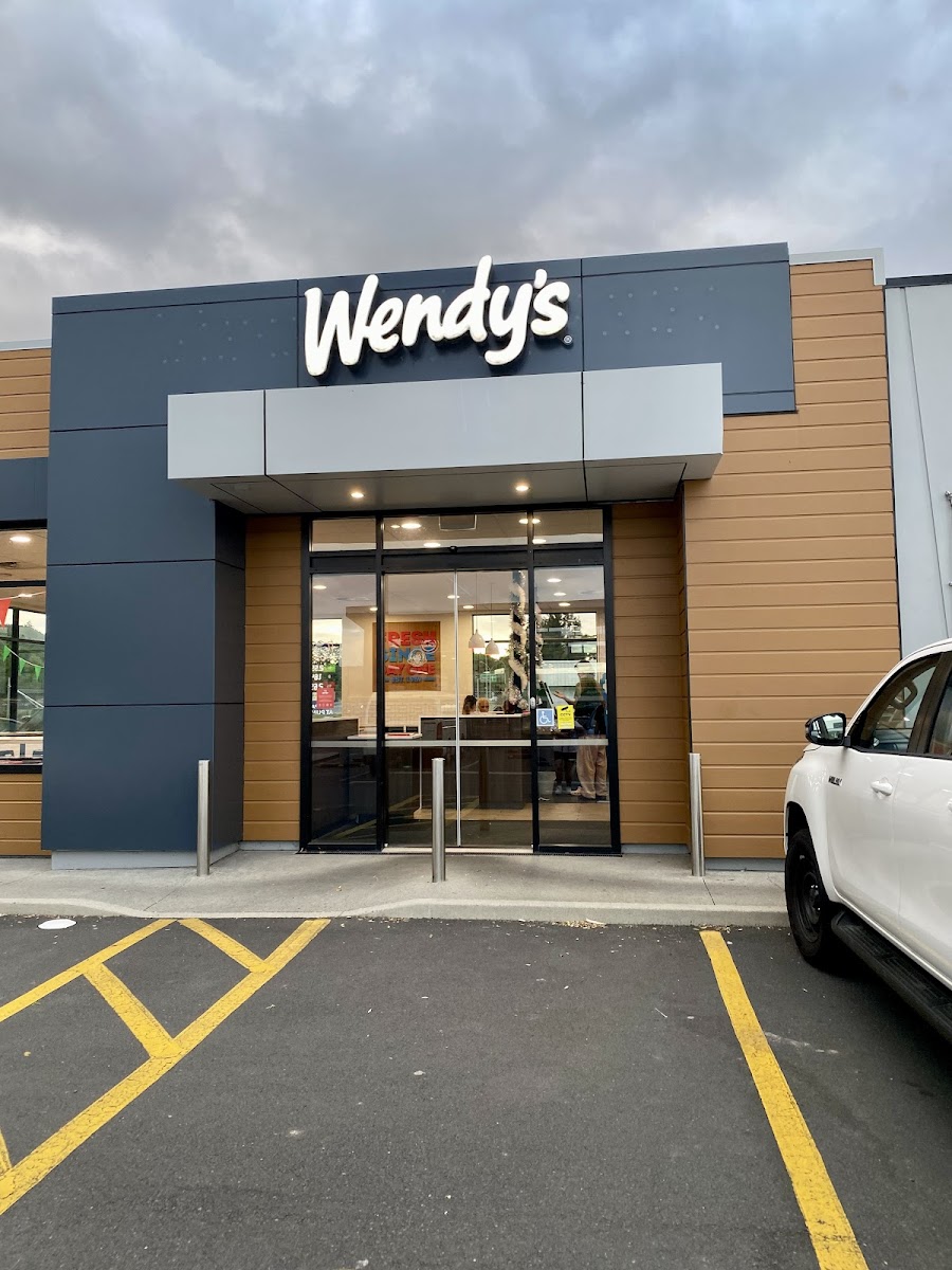 Wendy's Hamburgers