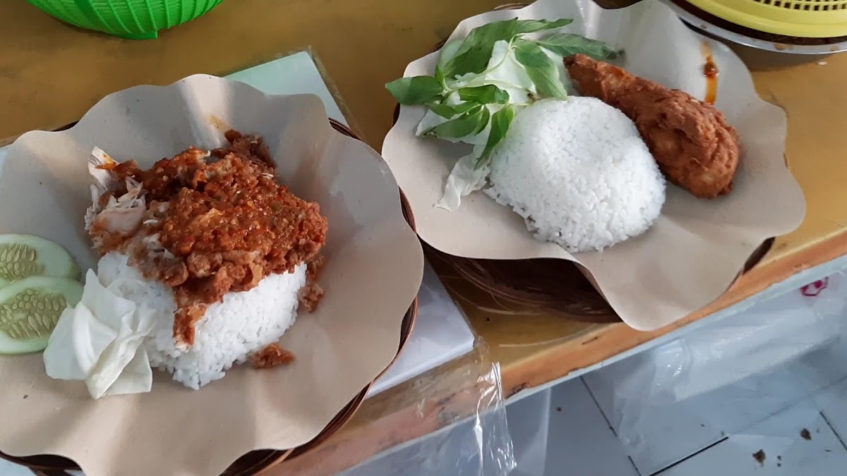 Kedai Ayam Penyet Sambal Petir