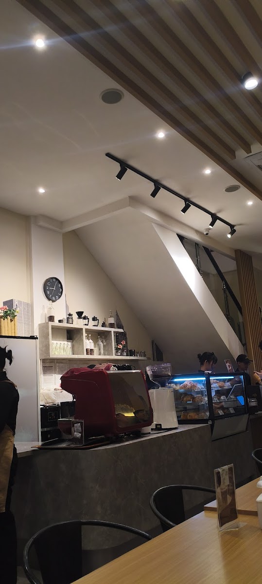 Gallery 5
