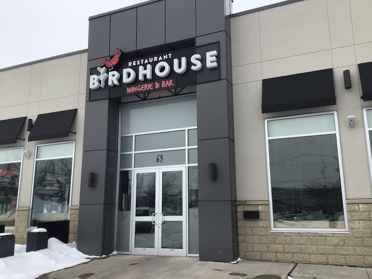 Restaurant Birdhouse Wingerie & Bar Dollard-des-Ormeaux