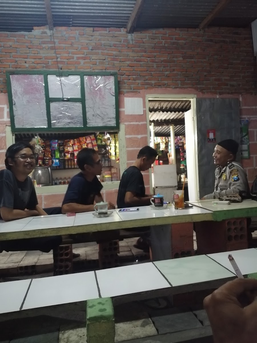 WARUNG POLITIK ' NONGKEK '