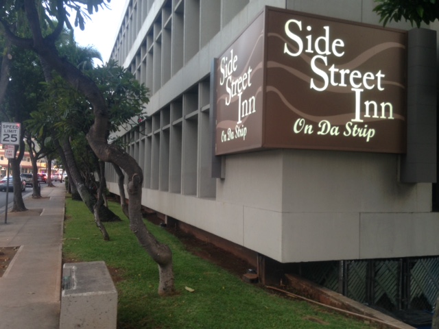 Side Street Inn On Da Strip