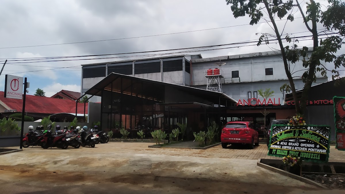 Anomali Coffee & Kitchen - Pontianak