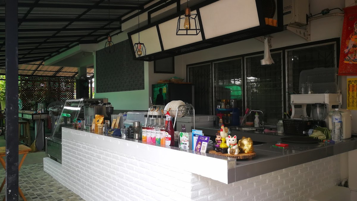 Long time ago Home cafe ร้านกาแฟลองทำอะโก