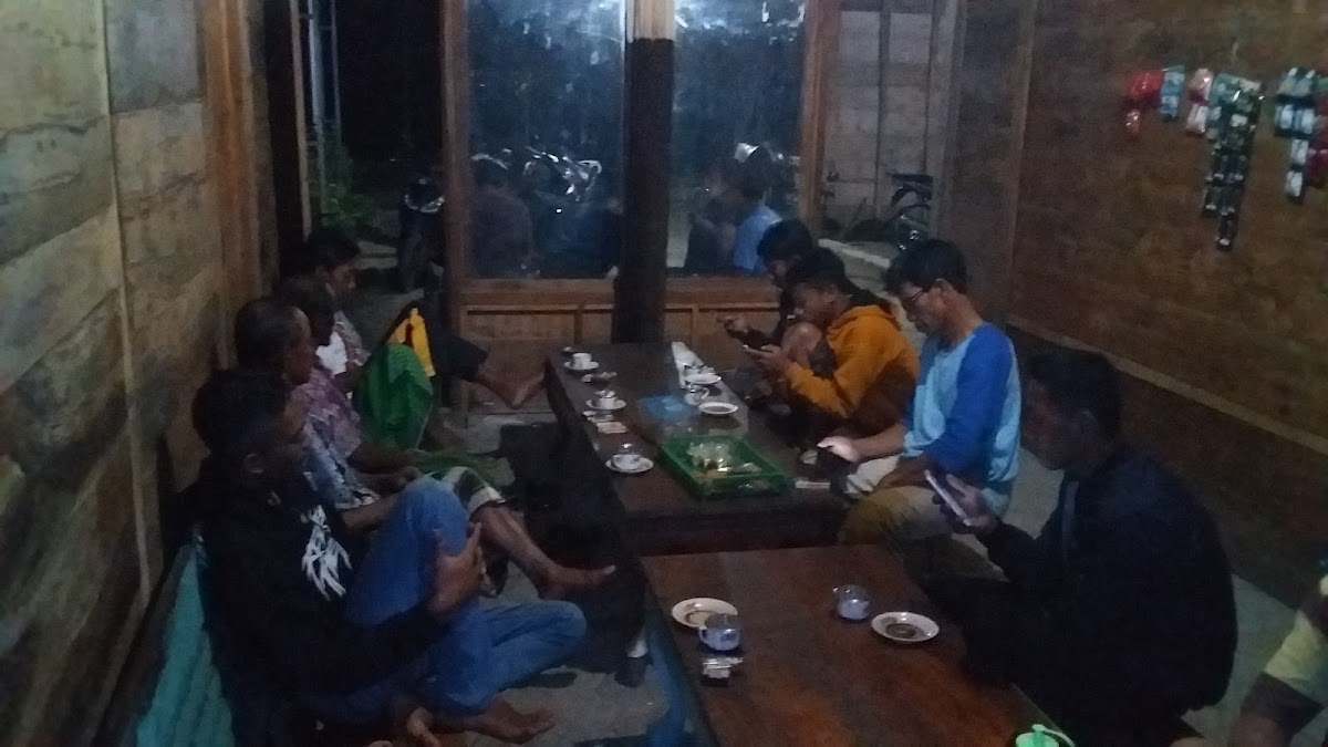 Warung Kopi Ringin Ayu