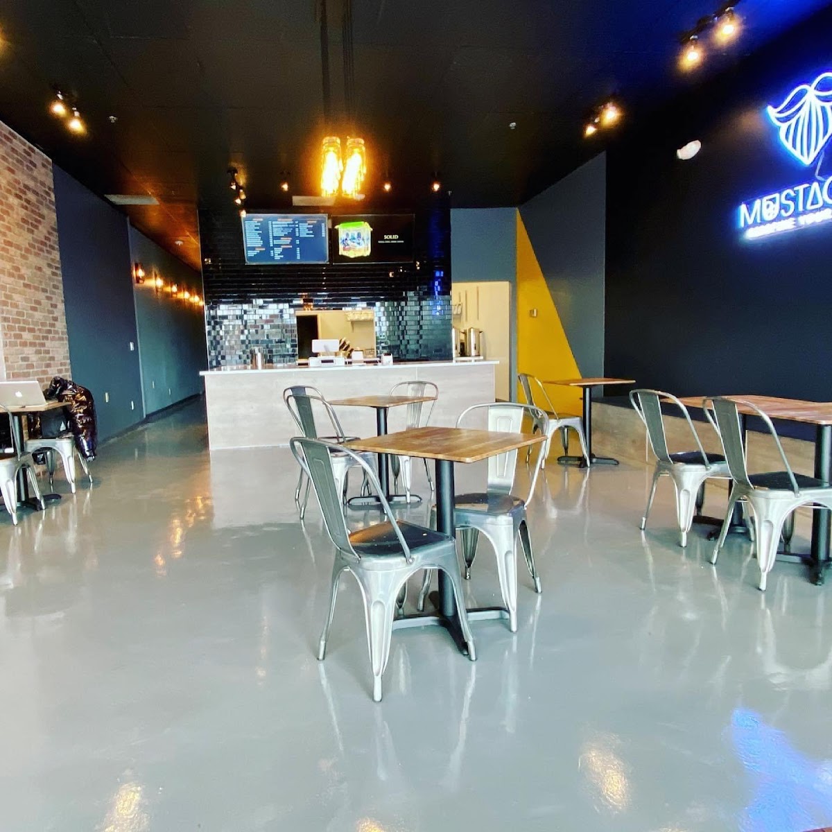 Mustache MilkTea - Boba Tea & Coffee Shop ( Lynnwood )