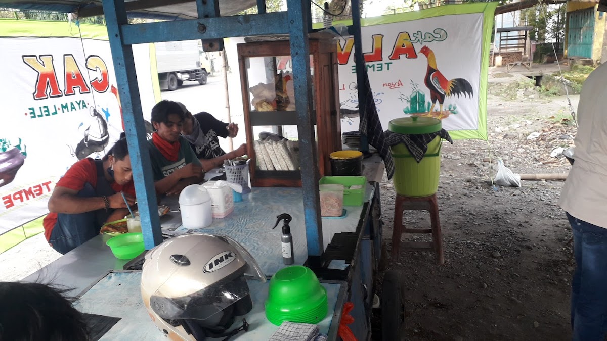 Warung Bebek Cak Alvar