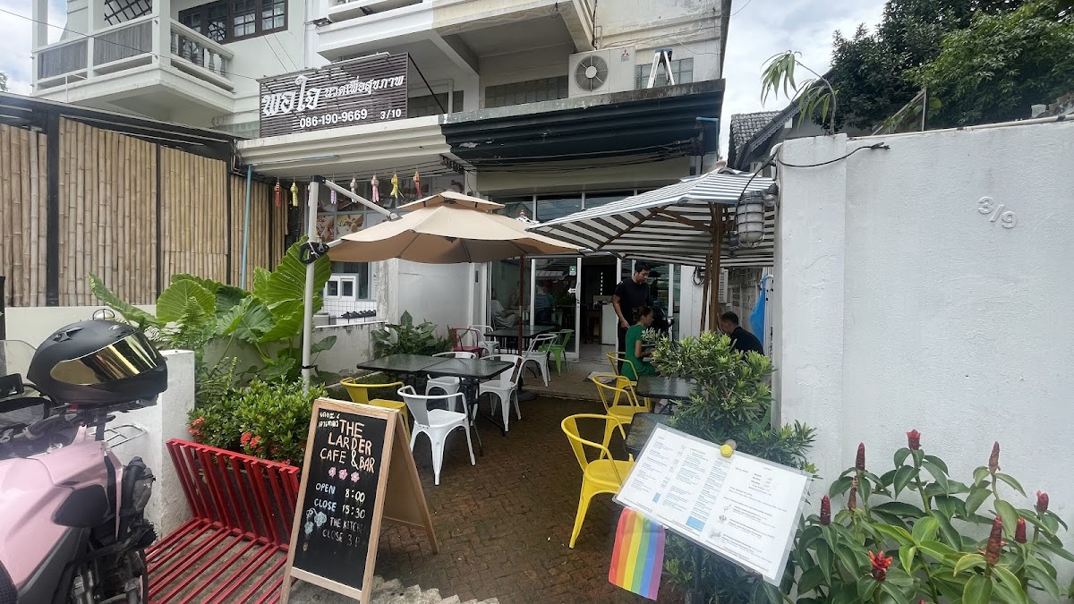 The Larder Cafe & Bar