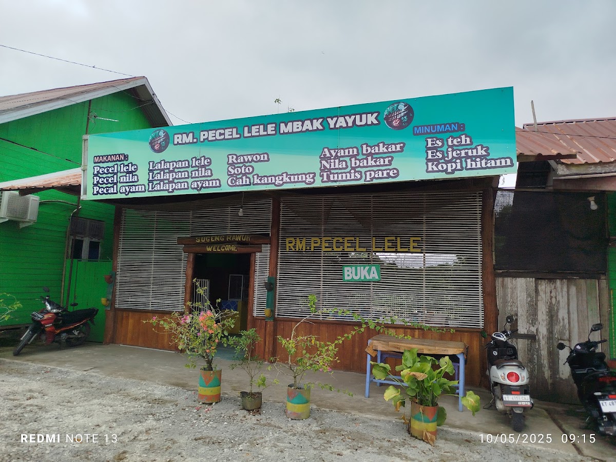 Rumah Makan Pecel Lele Leter S