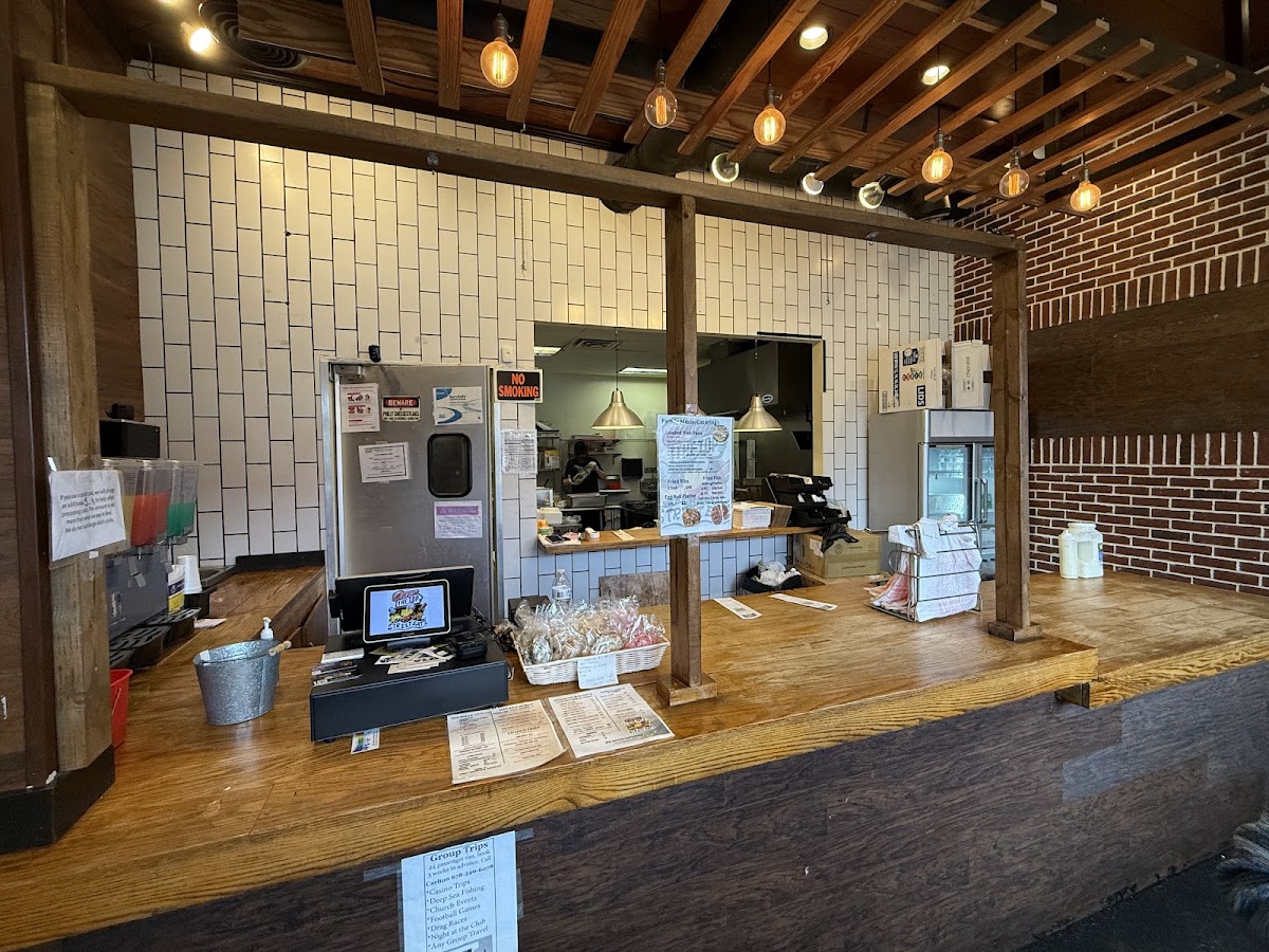 OVER THE TOP STREET EATZ