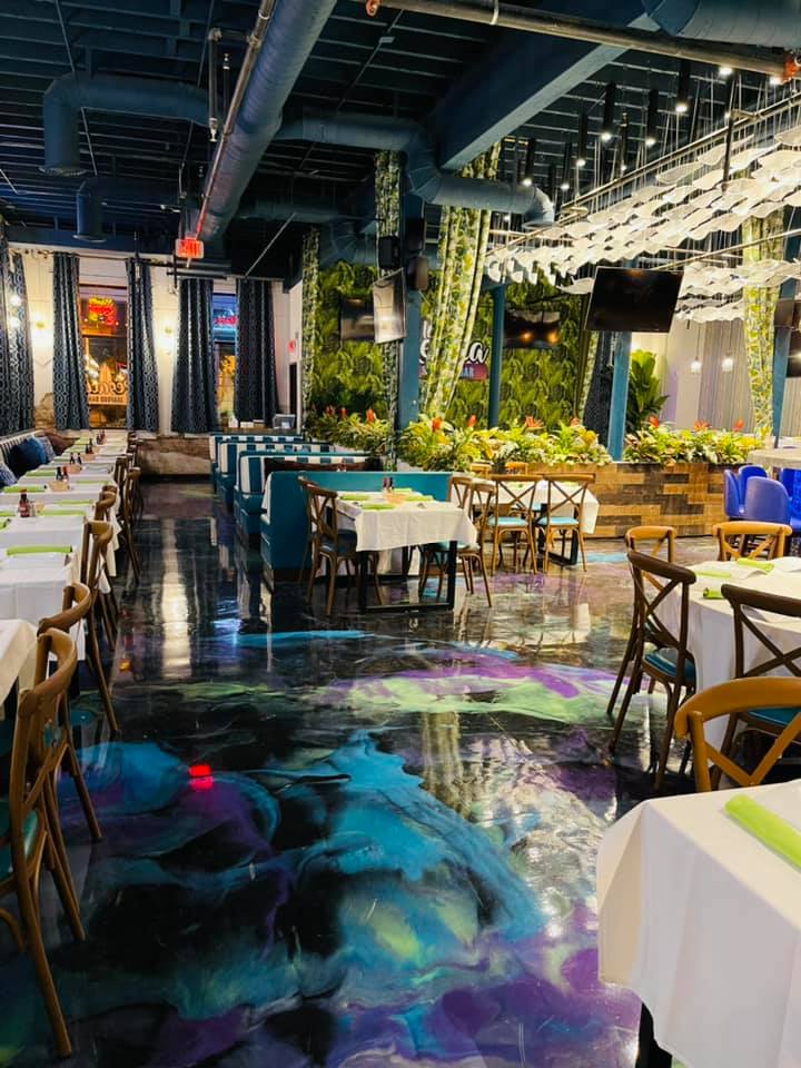 La Resaca Seafood Bar