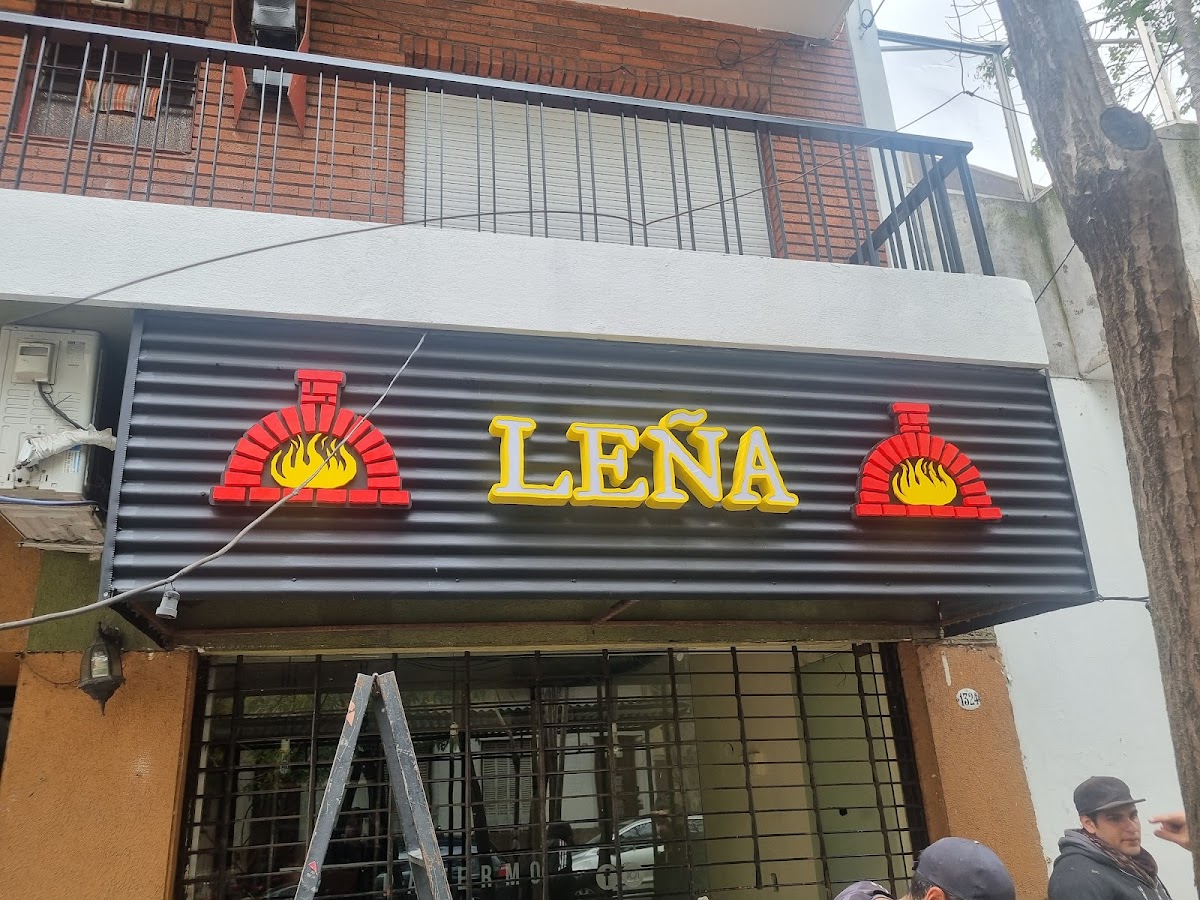 Leña - Pizzas y Empanadas