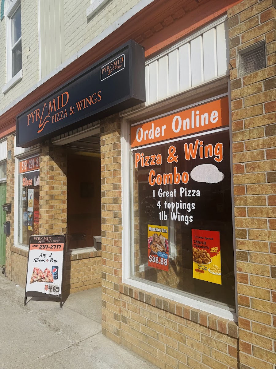 Pyramid Pizza & Wings