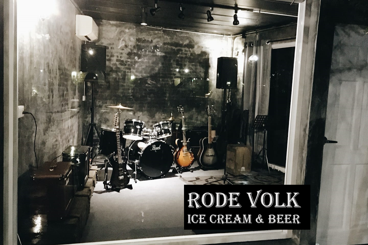 Rode Volk Ice Cream and Beer