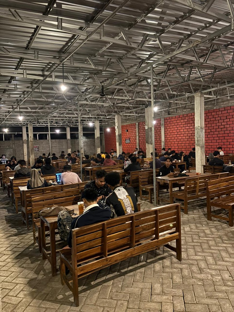 WARBAH KOPI 3 ( Warung ABAH KOPI 3 KEDIRI )